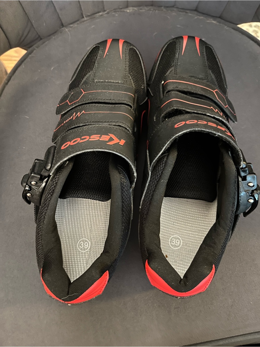 Men's cycling shoes with clips